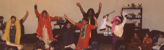 saraswati_3.jpg (19317 bytes)